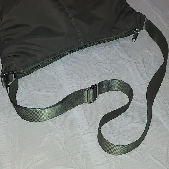 Wild Fable Bag - Picture 6 of 13